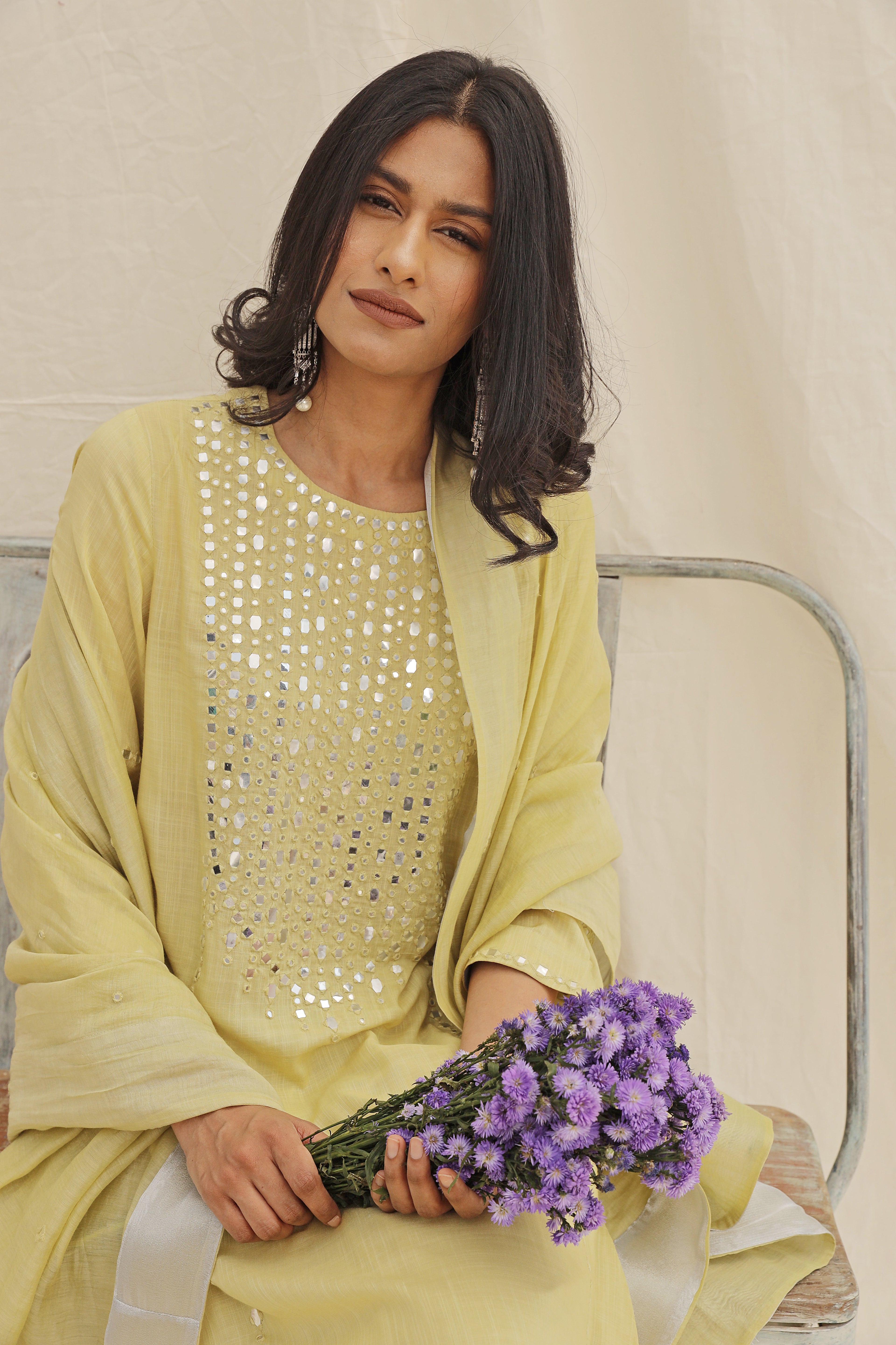 LIME GREEN KURTA WITH MIRROR WORK