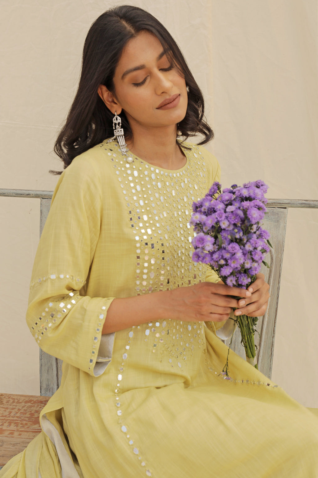 LIME GREEN KURTA WITH MIRROR WORK