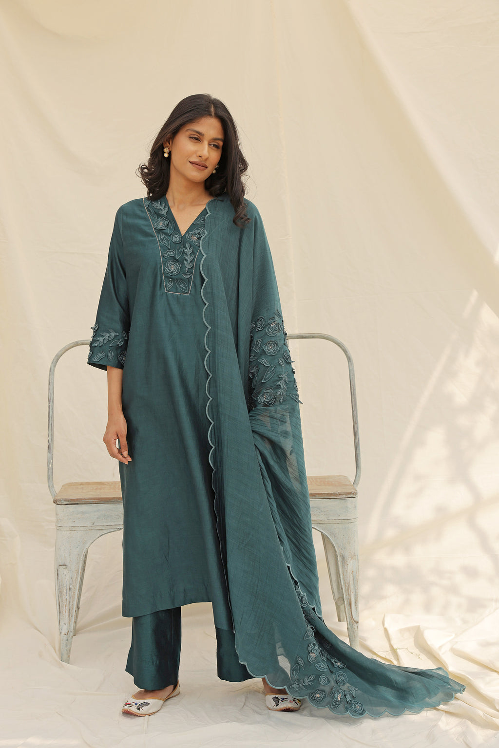 TEAL EMBROIDERED KURTA SET