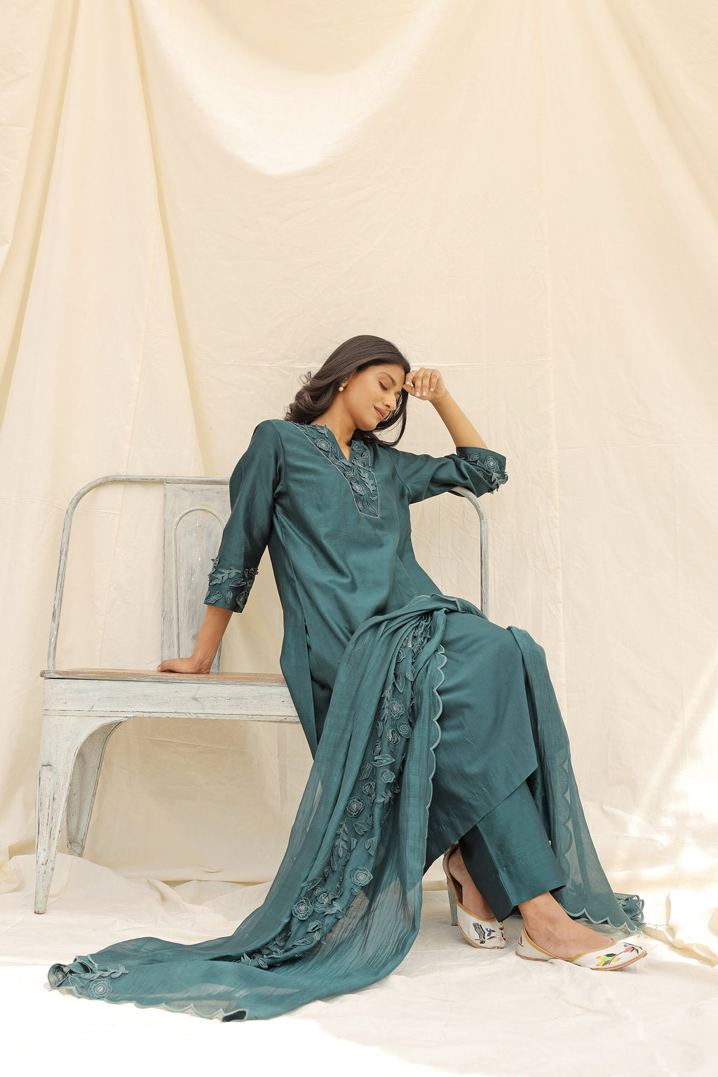 TEAL EMBROIDERED KURTA SET