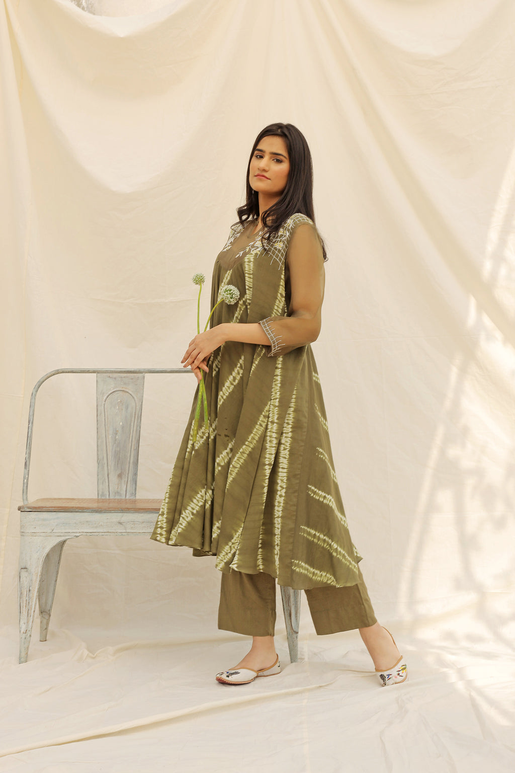 HAND EMBROIDERED ORGANZA KURTA SET