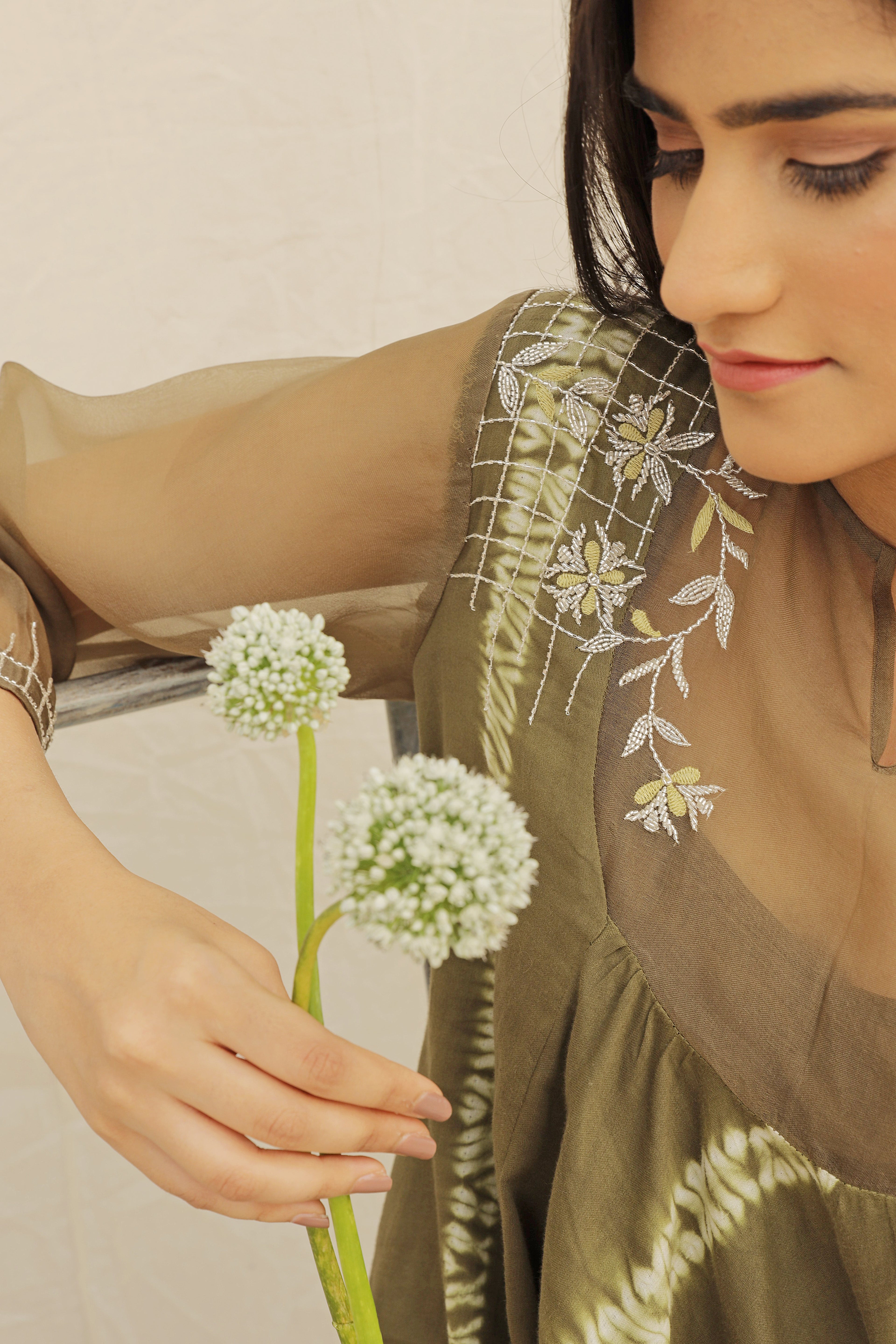 HAND EMBROIDERED ORGANZA KURTA SET