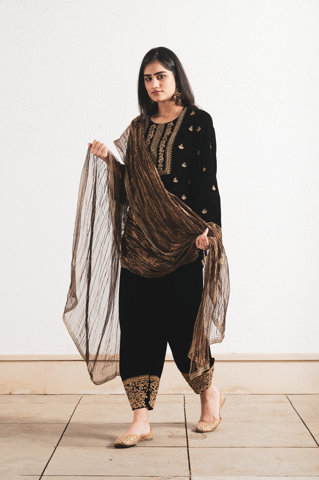BLACK VELVET DABKA EMBROIDERY SALWAR KURTA