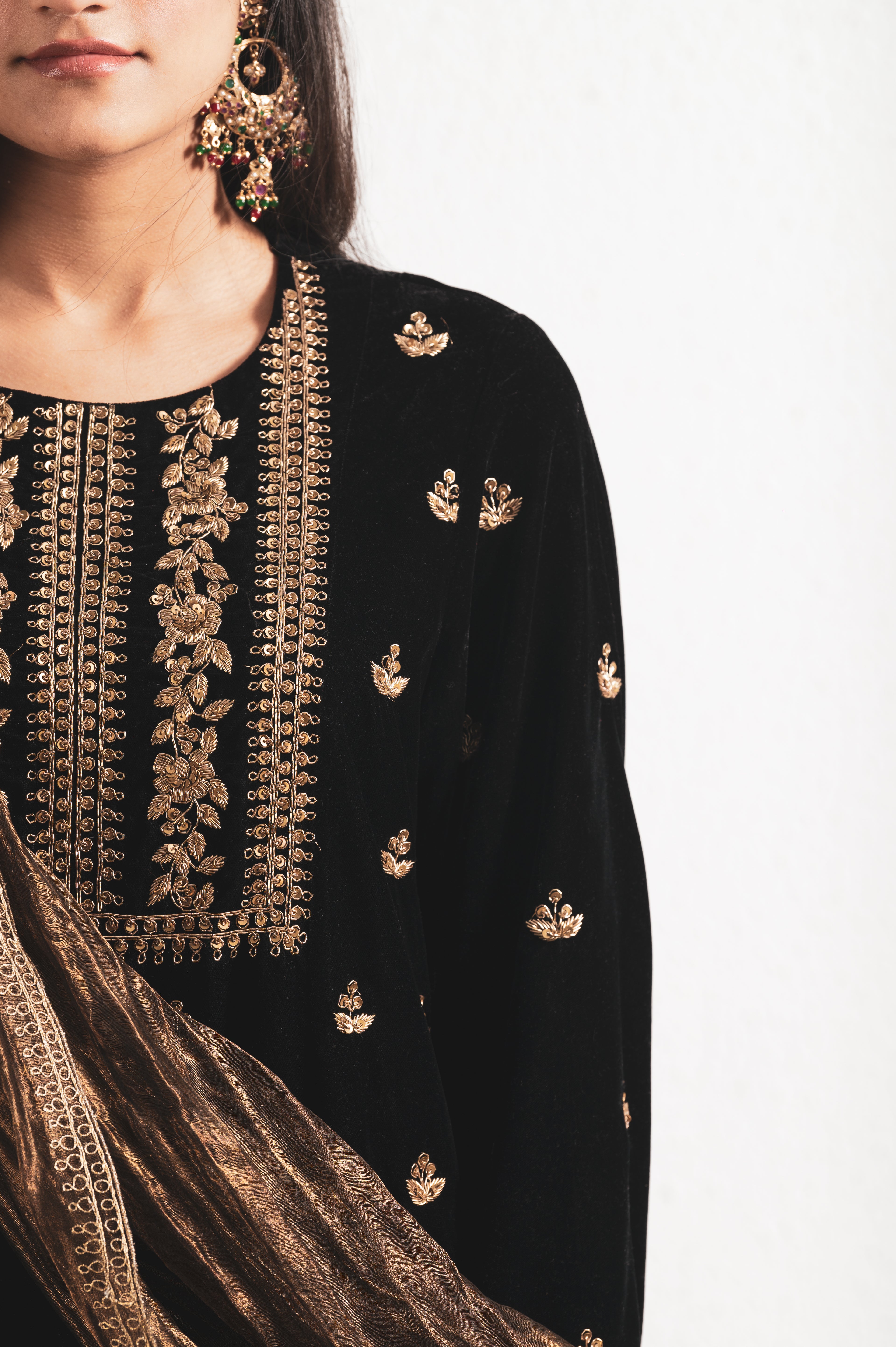 BLACK VELVET DABKA EMBROIDERY SALWAR KURTA