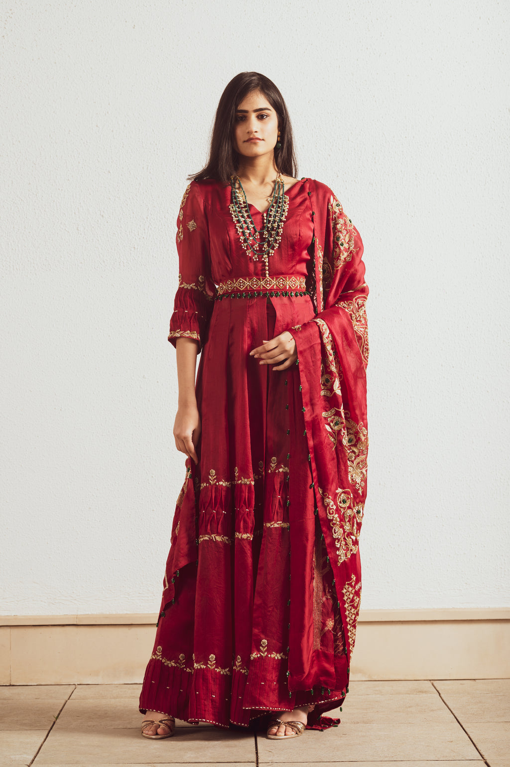 RED ORGNAZA EMBROIDERED GOWN SET