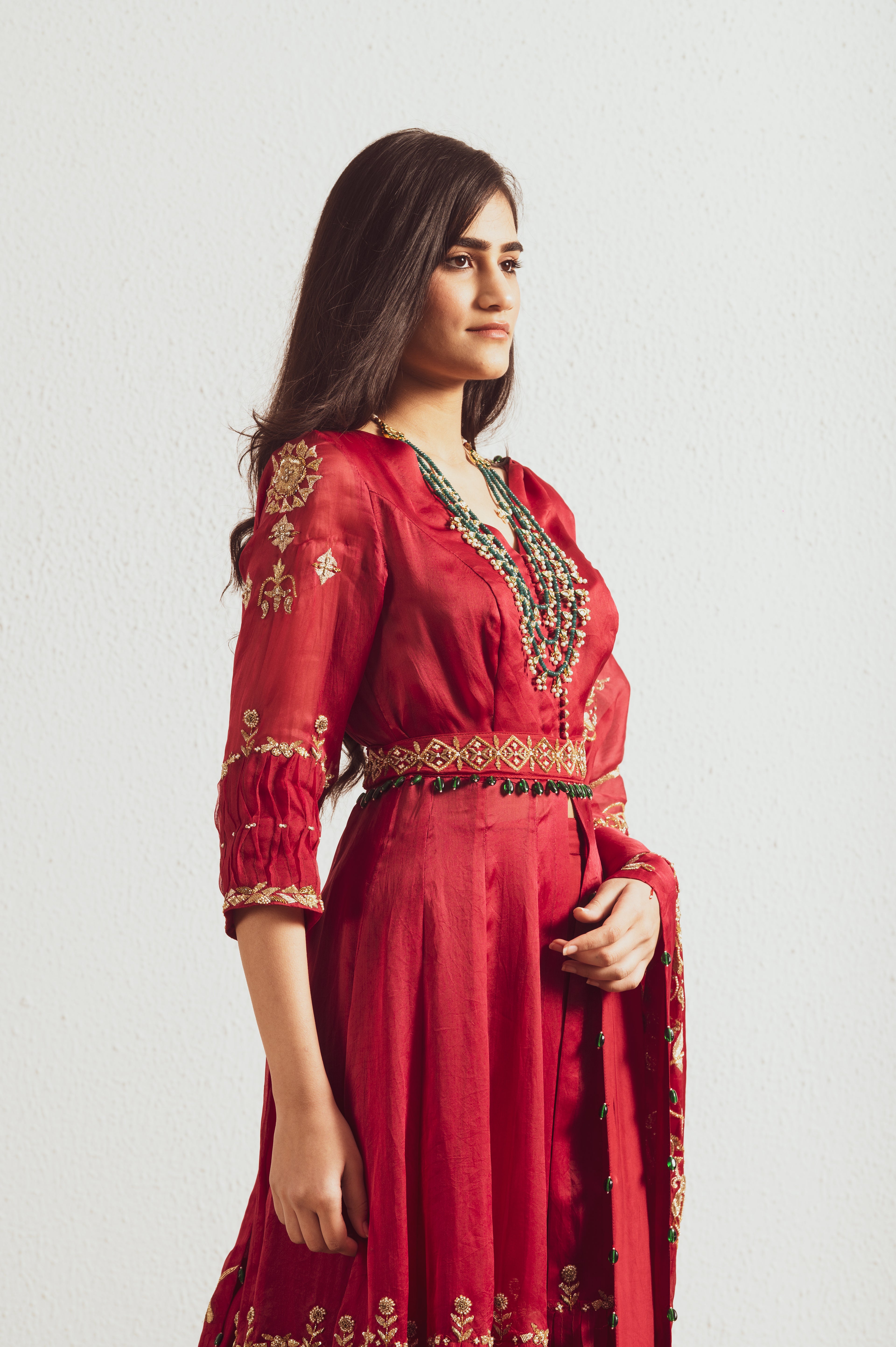 RED ORGNAZA EMBROIDERED GOWN SET