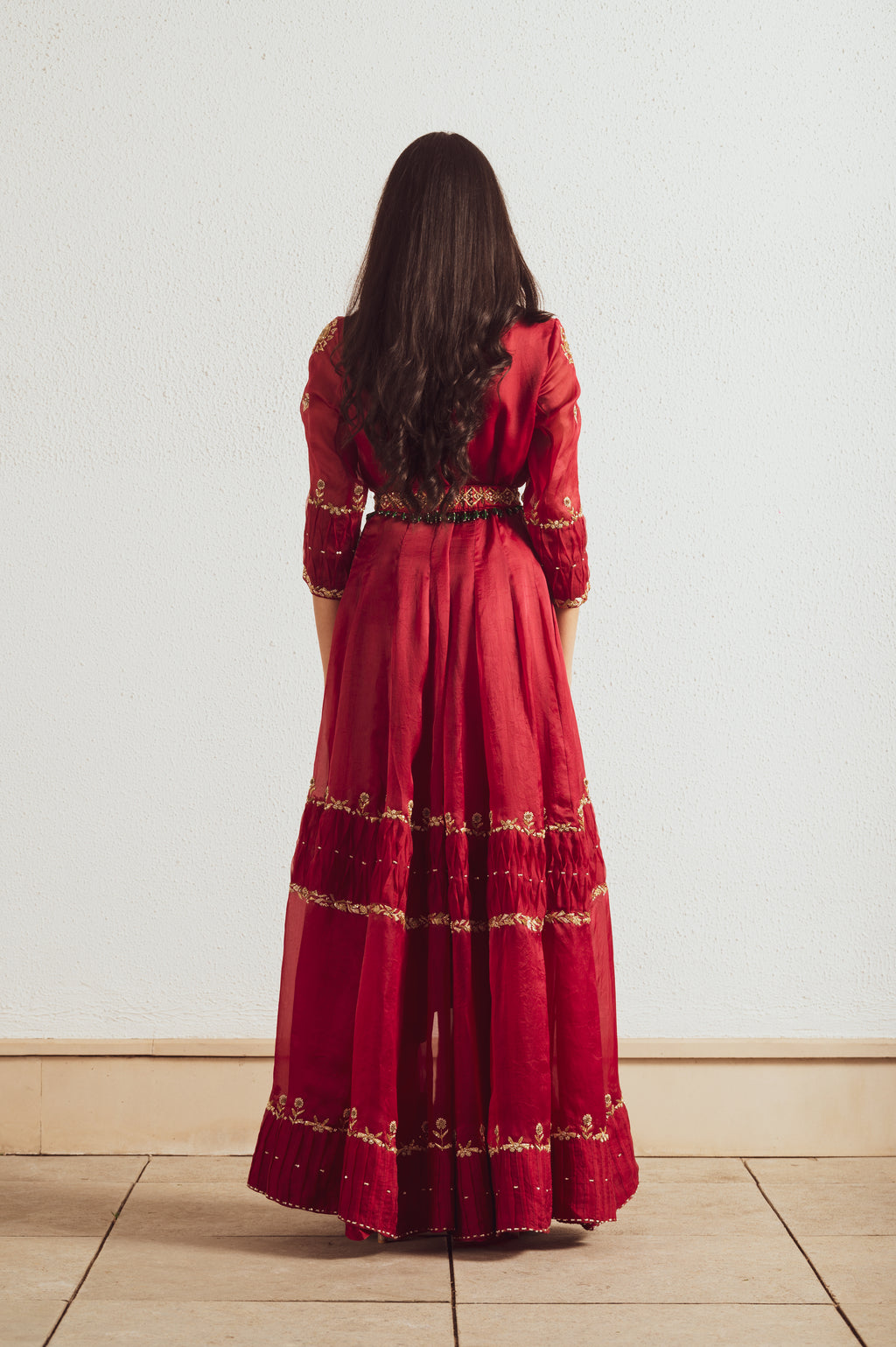 RED ORGNAZA EMBROIDERED GOWN SET