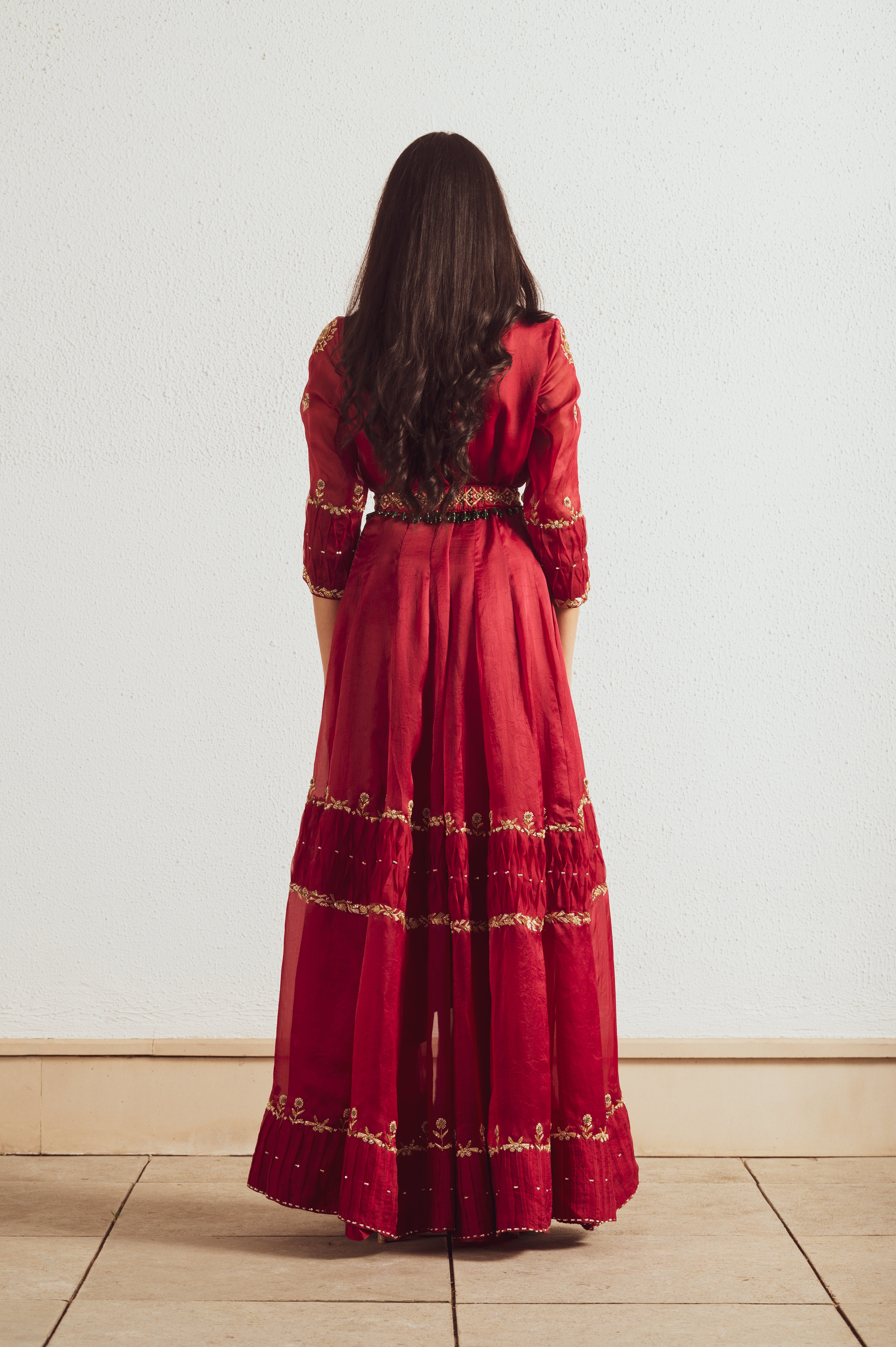 RED ORGNAZA EMBROIDERED GOWN SET