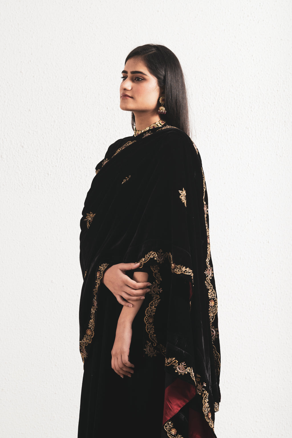 VELVET HAND EMBROIDERED SUIT SET